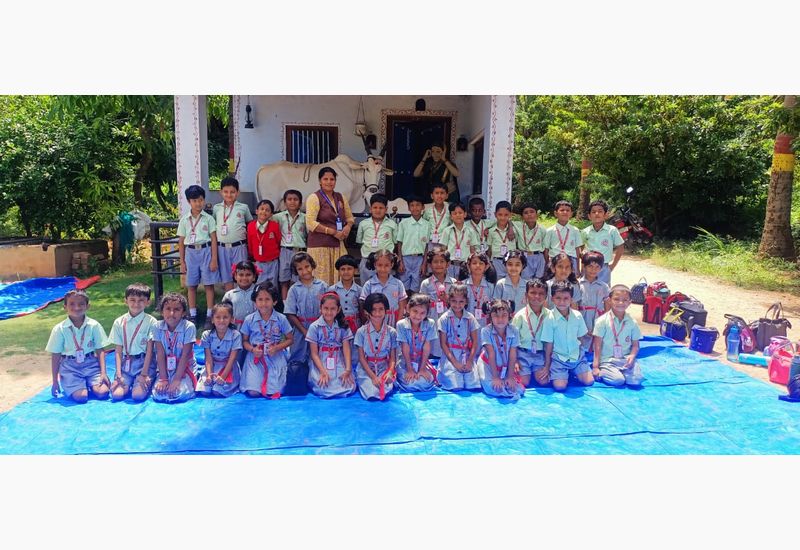 Grade II students visited the Goshala near Yogikola