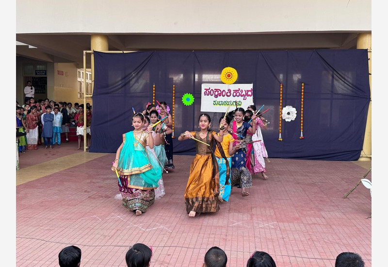 Makara Sankranti Celebration at KLE Mahadevappanna Munavalli School, Gokak 🌞✨