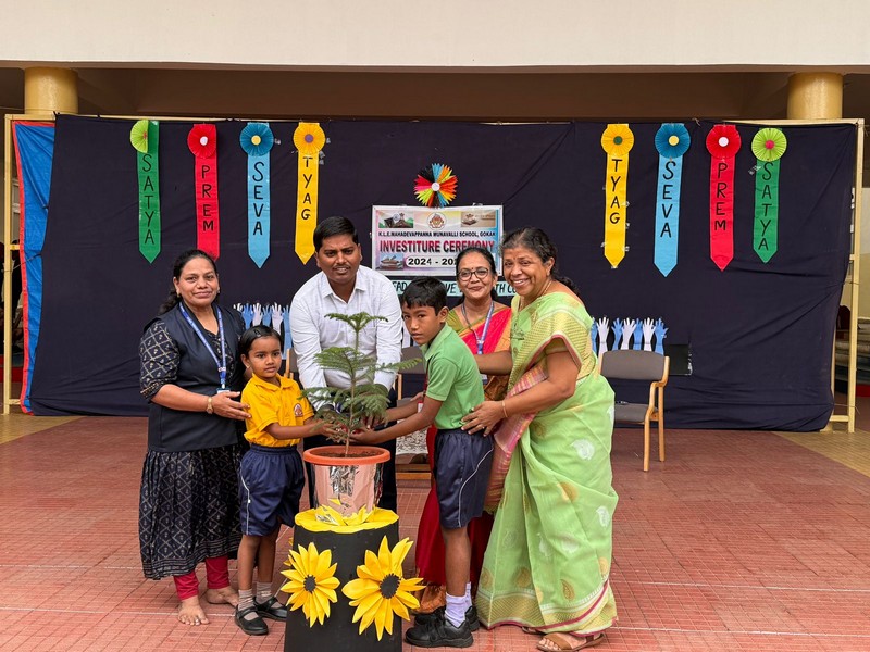 The Investiture Ceremony was held at KLE Mahadevappanna Munavalli School, Gokak