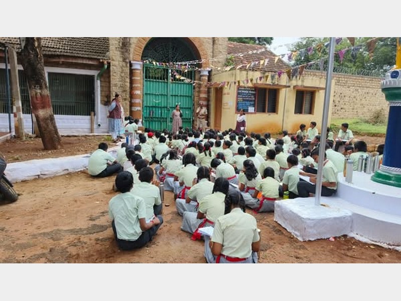 Insightful field trip for Grade 6 students to a sub-jail