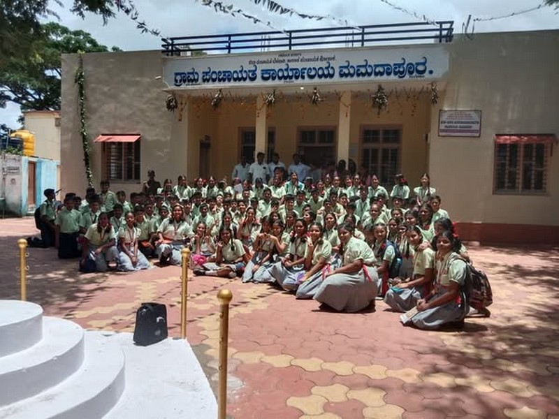 Field trip for Grade 8 students to the Gram Panchayat Office in Mamadapur